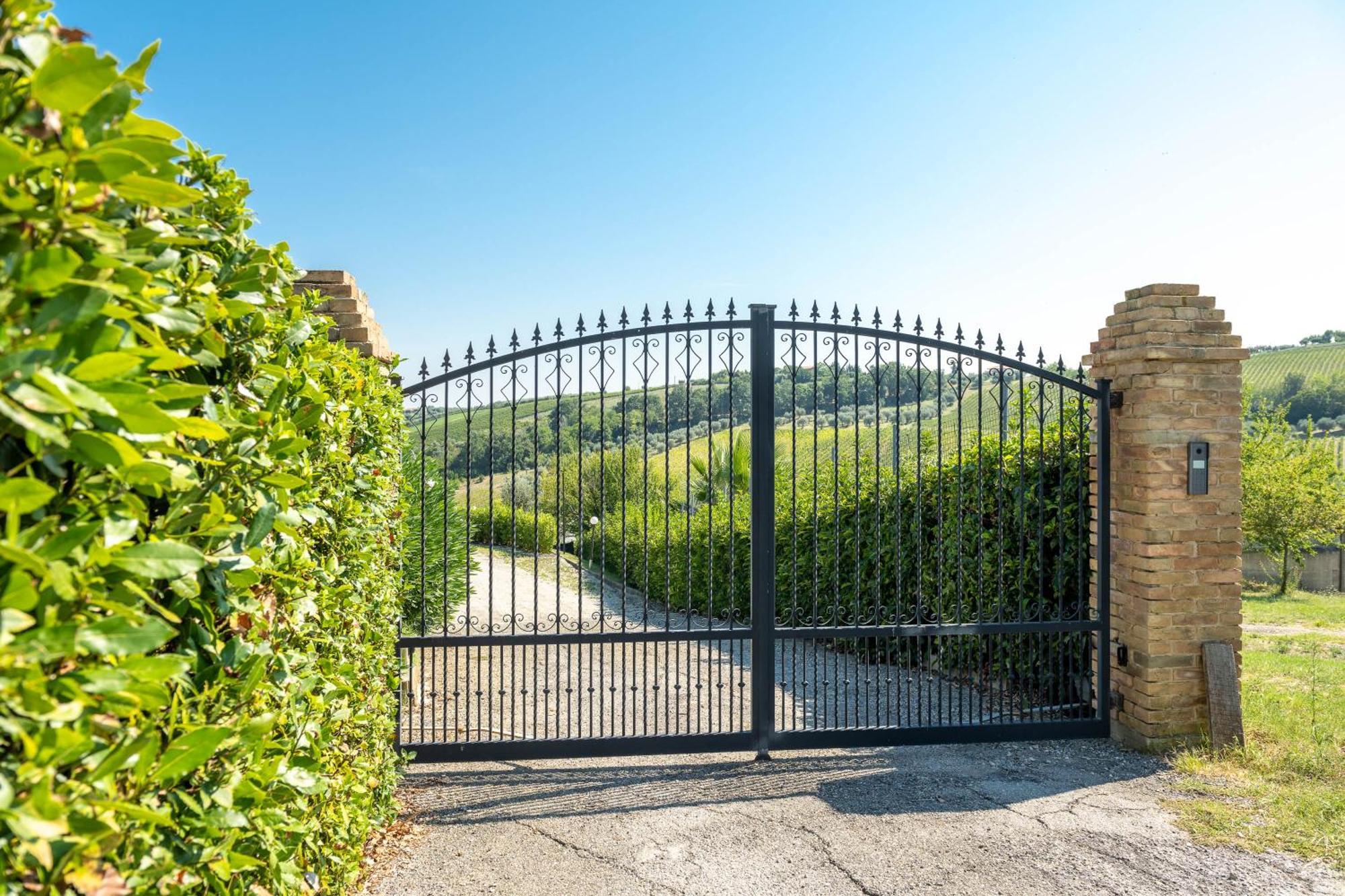 Villa Iulia - Vibra Controguerra Dış mekan fotoğraf
